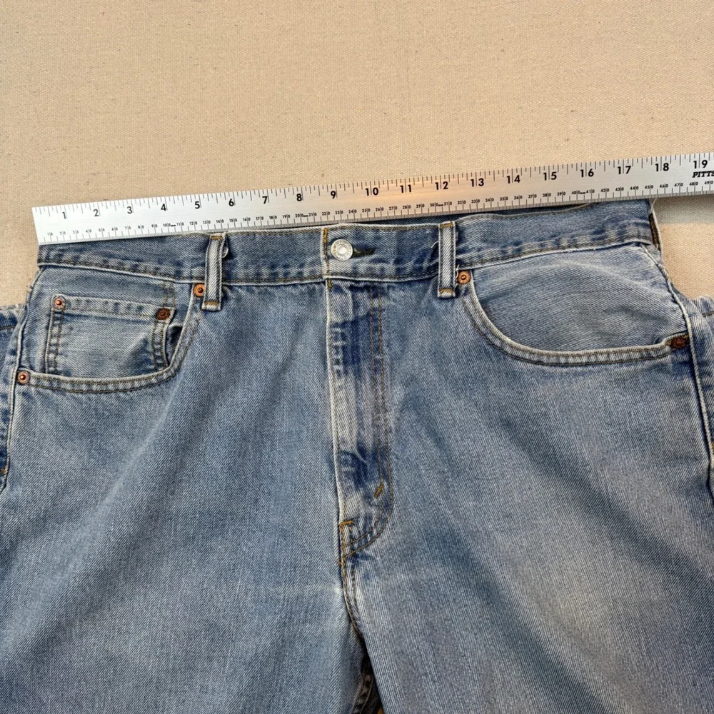 Levis 36x30 550 Relaxed Fit Jeans Mens Light Blue Denim Tapered Leg